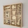 Ornament provence terras tafel stoel en fles 10.5x10.5cm p/35st hout