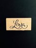 Stempel  love Sierlijke letter p/st hout