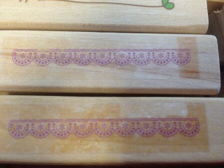 Stempel klein shulp randje lila p/st hout