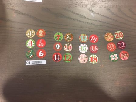 Stickers Adventcijfers 1-24 rood/groen p/set