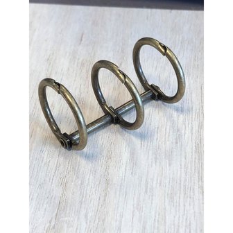 Ringen brons 2cm p/2st 3 stuks aan elkaar voor album