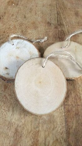 Boomschijven met koordje 7.5cm p/3st hout