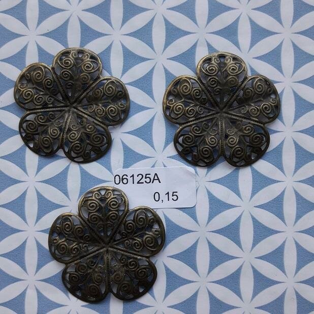 Filigraan 3.5cm p/st bloem bol brons