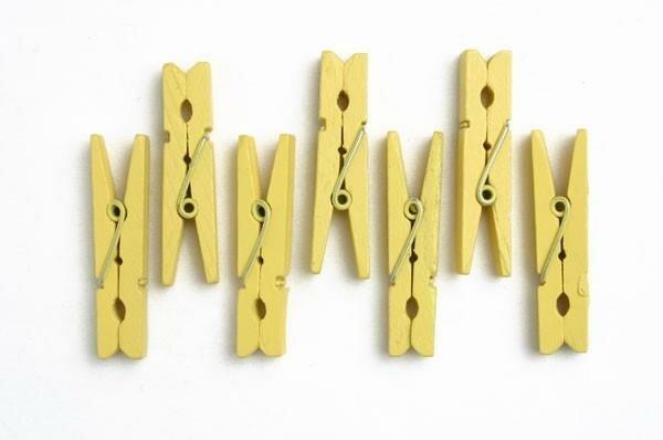 Knijper 2.5cm p/25st geel hout