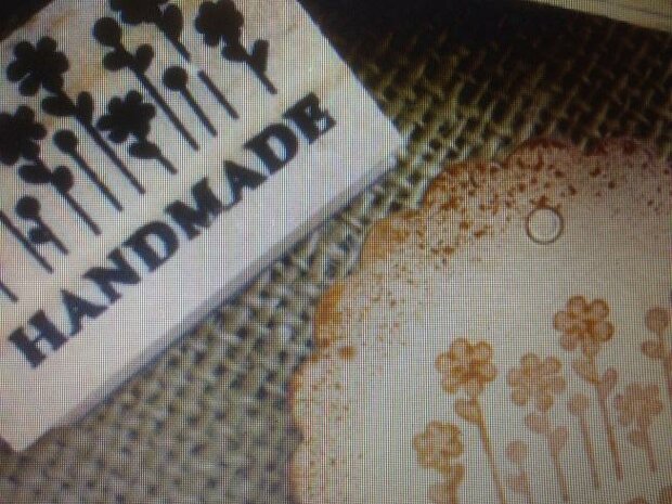 Stempel handmade met bloemen 4x2.5cm p/st hout