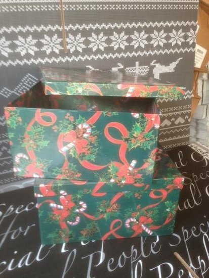 Kerstdoos luxe bodem/deksel met print 33x32x17cm p/st groen