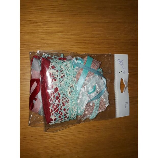 Lintenset creme/rood/roze 50cm p/24st