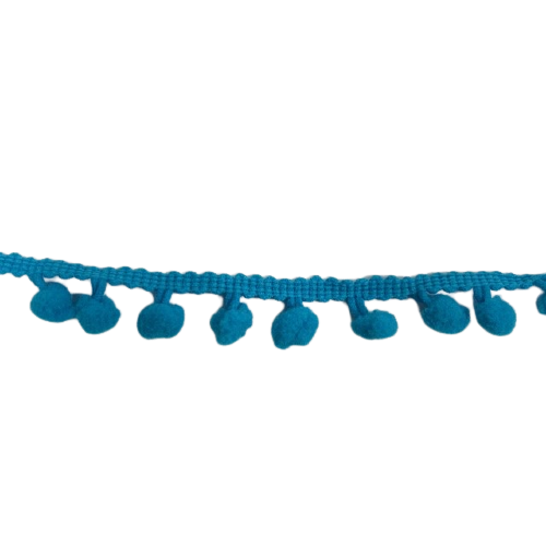Pompom band helblauw p/mtr bolletjesband midden