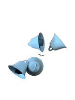 Belletjes wit 2.1cm p/24st met oogje