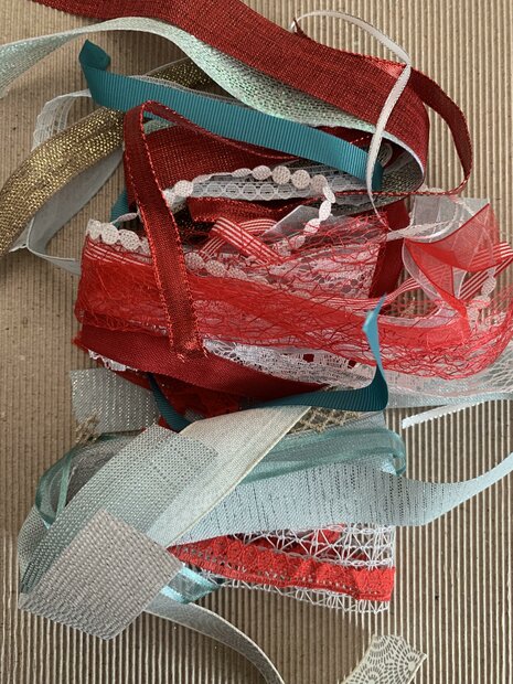 Lintenset lichtblauw/rood/wit 50cm p/24st