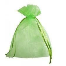 Zakken groen 7.5x8.7cm p/5st organza 