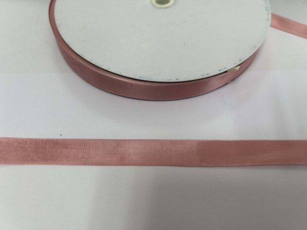 Seambinding Rose Petal F98 15mm p/mtr kreukellint 